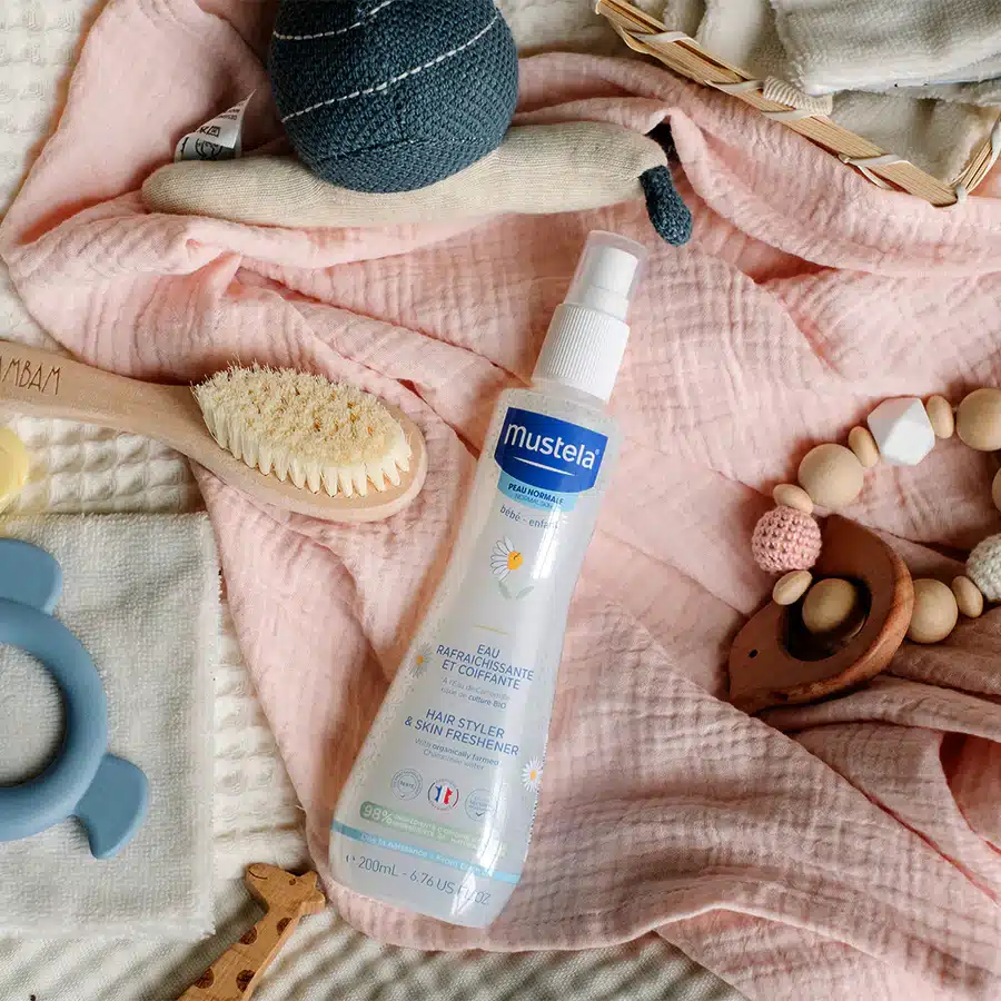 Mustela | ספריי קמומיל לסירוק קל וריענון העור – תמונה 2